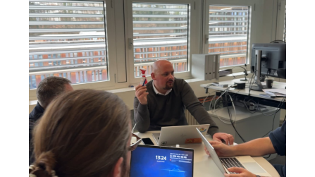 thumbnail of medium Interview mit dem Chef Stab Aapot